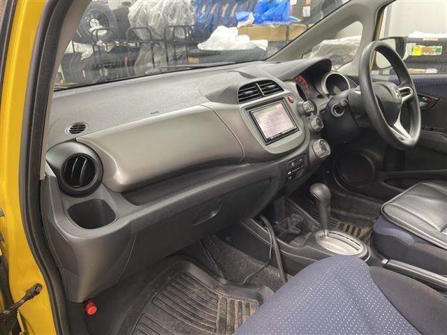 Honda FIT 2010 7806990-6