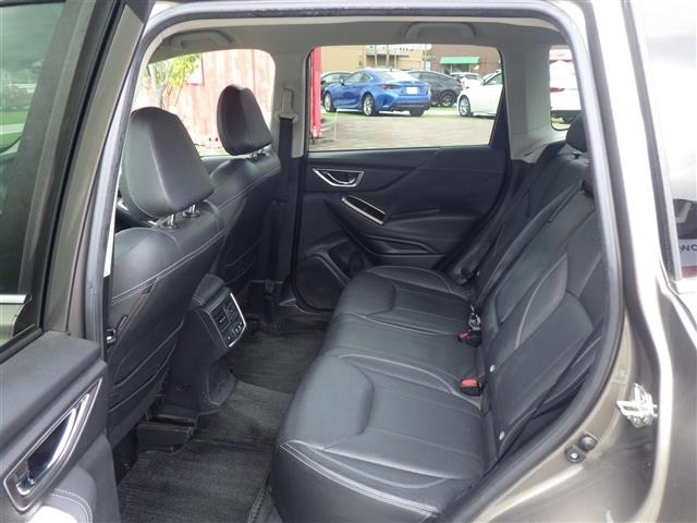Subaru FORESTER 2018 7774070-1