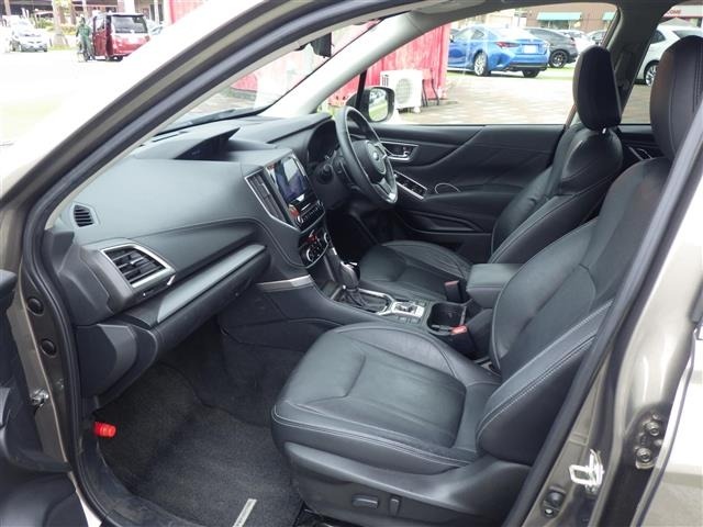 Subaru FORESTER 2018 7774070-26