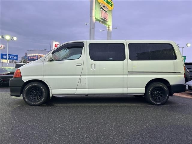Toyota GRAND HIACE 2004 7825841-1