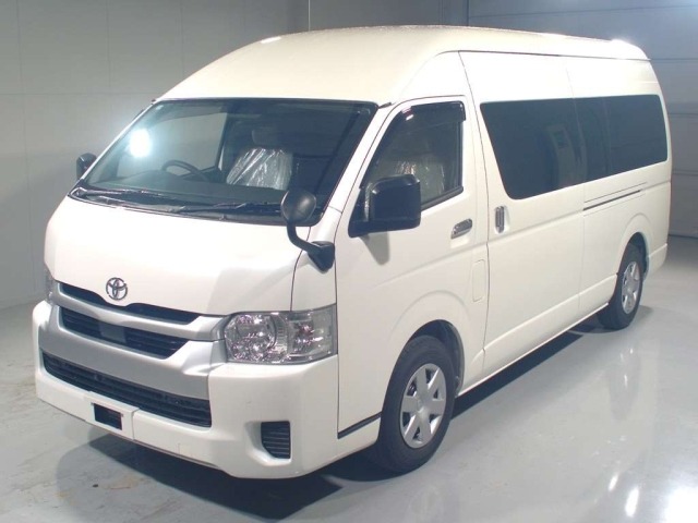 Toyota HIACE COMMUTER 2024 7777111-0