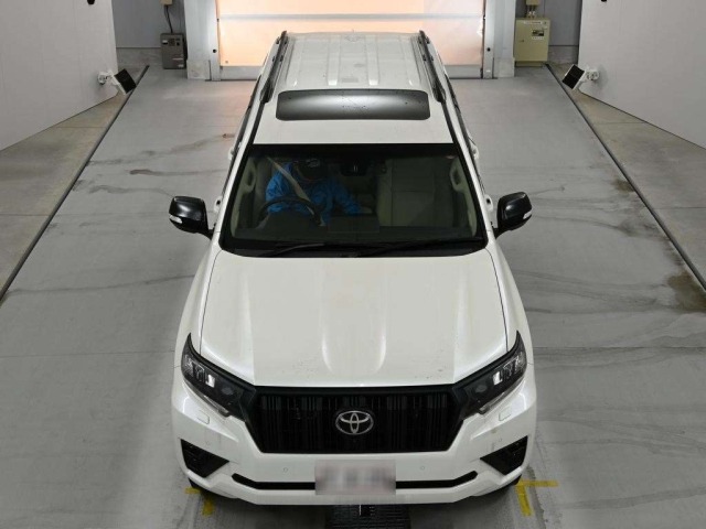 Toyota LAND CRUISER PRADO 2023 7777832-7