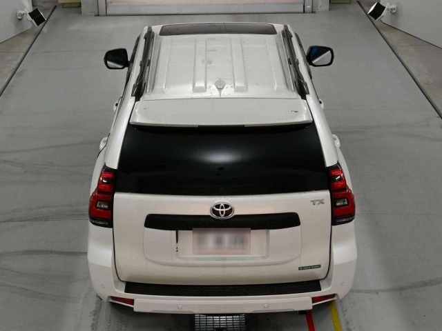 Toyota LAND CRUISER PRADO 2023 7777832-8