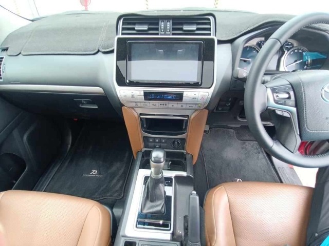 Toyota LAND CRUISER PRADO 2022 7777840-11