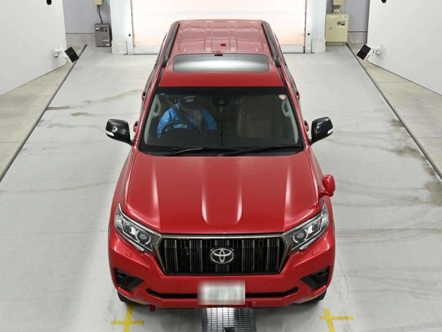 Toyota LAND CRUISER PRADO 2022 7777840-7