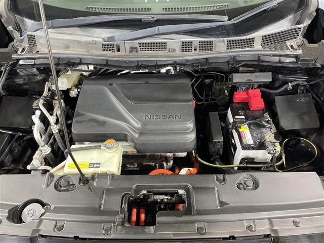 Nissan LEAF 2019 7774026-14