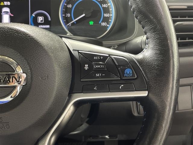 Nissan LEAF 2019 7774026-17