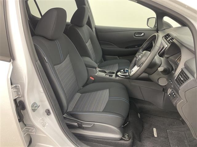 Nissan LEAF 2025 7774033-1