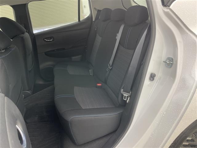 Nissan LEAF 2025 7774033-8