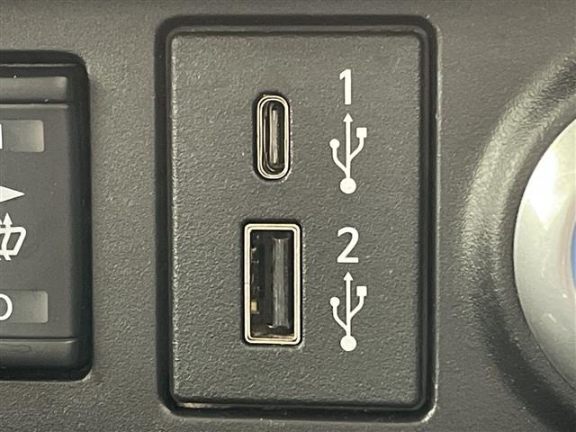 Nissan LEAF 2023 7774034-5