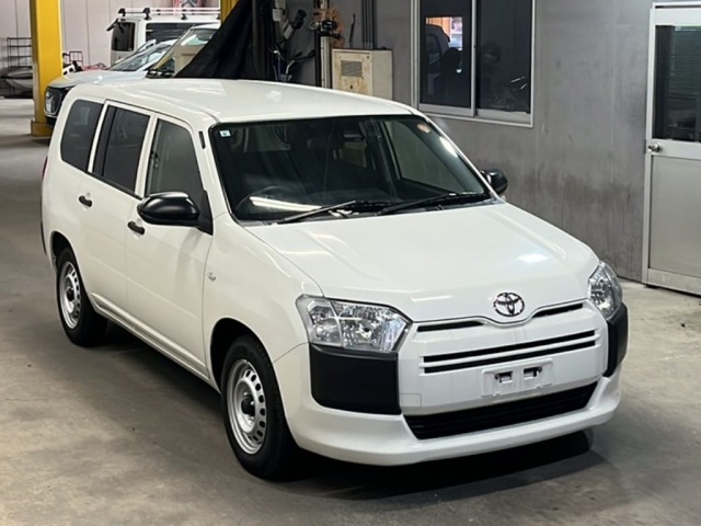 Toyota PROBOX VAN 2022 7824347-4