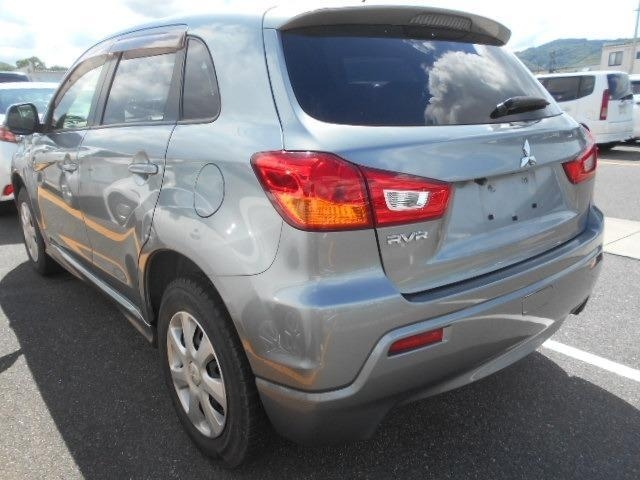 Mitsubishi RVR 2012 7775503-4