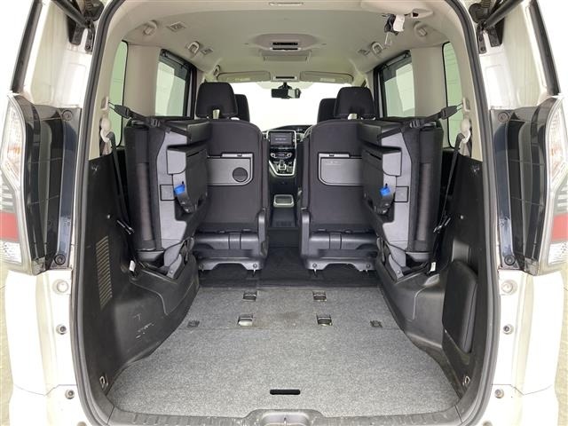 Nissan SERENA 2018 7773953-11