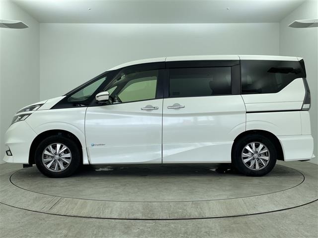 Nissan SERENA 2018 7773953-2