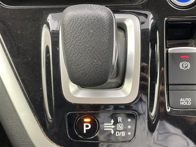 Nissan SERENA 2018 7773953-7