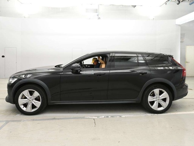 Volvo V60 2019 7774249-4
