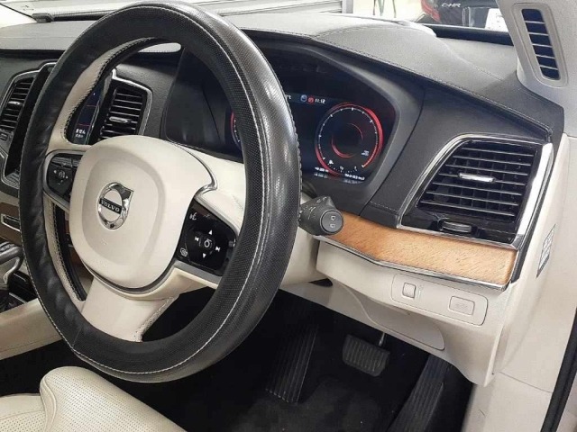 Volvo XC90 2019 7823485-9