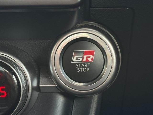 Toyota 86 2025 7828455-10