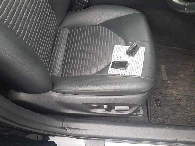 Toyota CAMRY 2019 7833972-10
