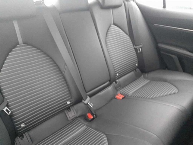 Toyota CAMRY 2019 7833972-11