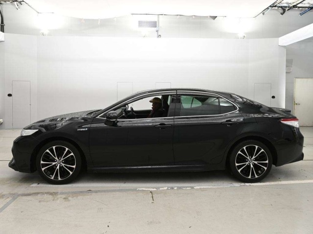 Toyota CAMRY 2019 7833972-4
