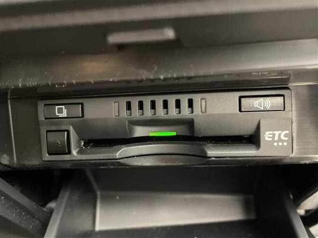Toyota CAMRY 2023 7834309-17