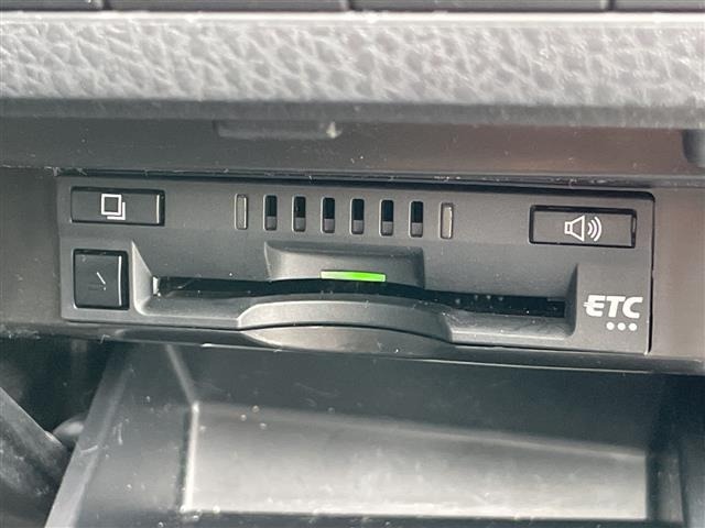 Toyota CAMRY 2023 7834360-18