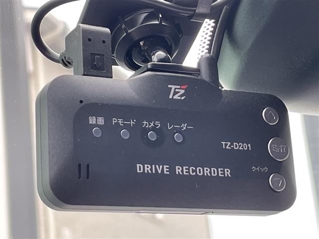 Toyota CAMRY 2023 7834360-19