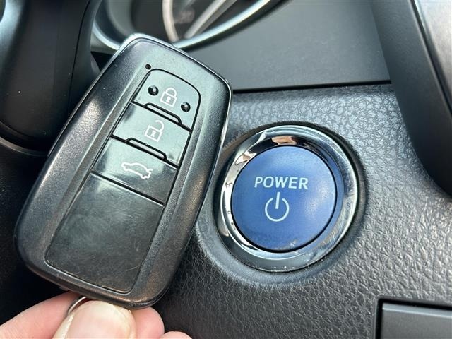 Toyota CAMRY 2017 7834361-1