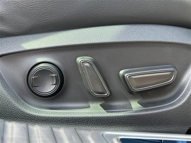 Toyota CAMRY 2017 7834361-3