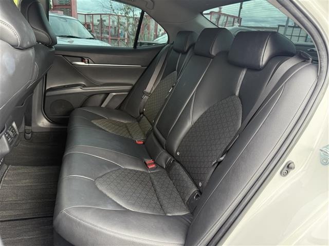 Toyota CAMRY 2019 7834384-5