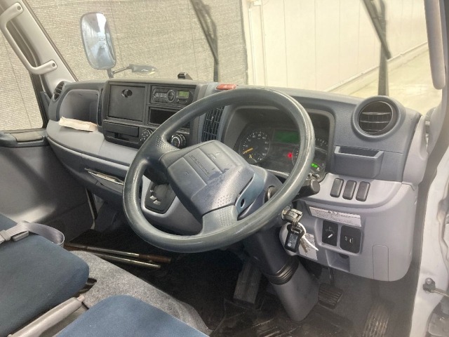 Mitsubishi CANTER 2016 7833062-4