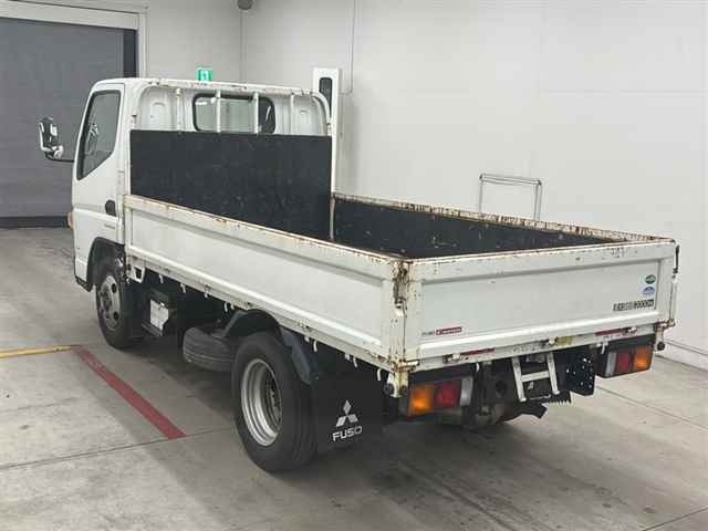 Mitsubishi CANTER 2018 7833077-1