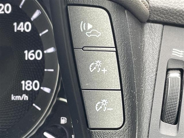 Nissan CIMA 2012 7839158-3