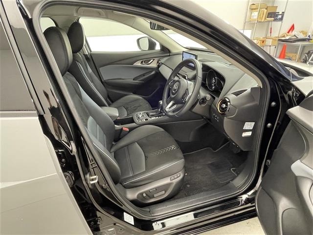 Mazda CX-3 2024 7840572-2