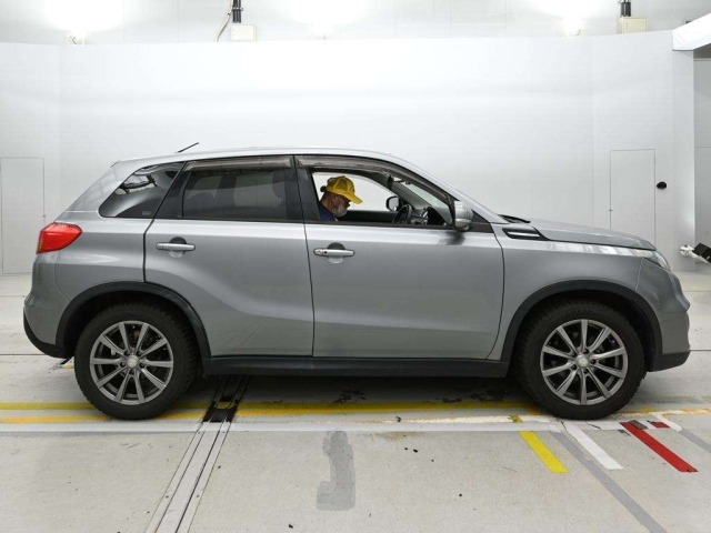 Suzuki ESCUDO 2016 7839610-3