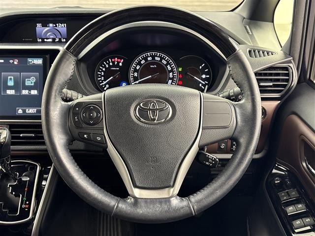 Toyota ESQUIRE 2018 7844785-12