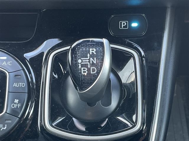 Toyota ESQUIRE 2020 7844804-3