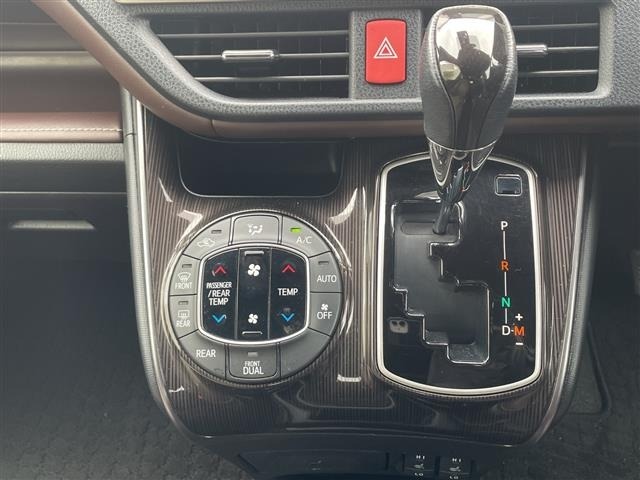 Toyota ESQUIRE 2018 7844806-11