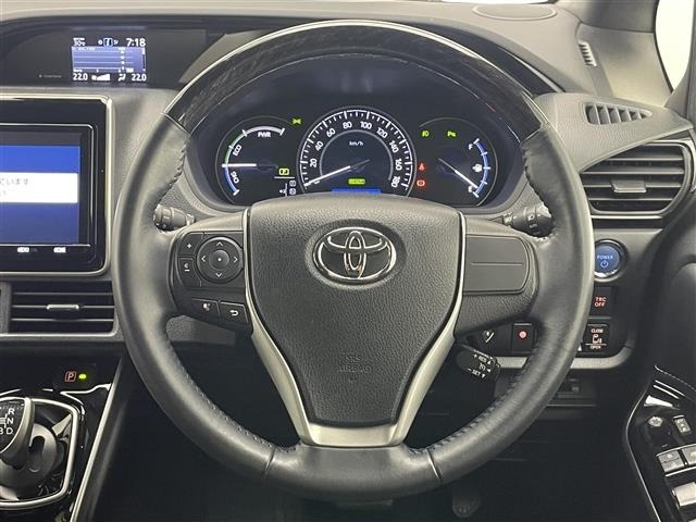 Toyota ESQUIRE 2020 7844808-5