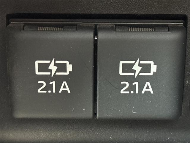 Toyota ESQUIRE 2019 7844811-2