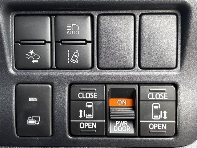 Toyota ESQUIRE 2019 7844811-9