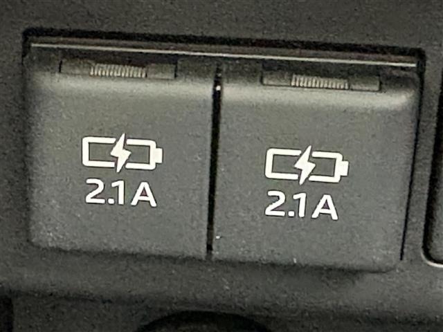 Toyota ESQUIRE 2019 7844812-12