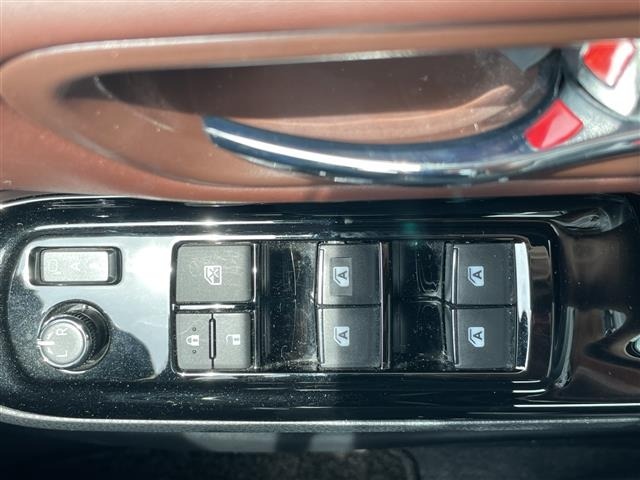 Toyota ESQUIRE 2019 7844815-22