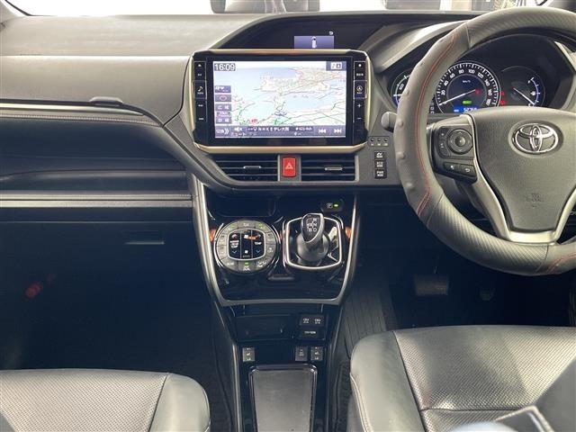 Toyota ESQUIRE 2018 7844822-6