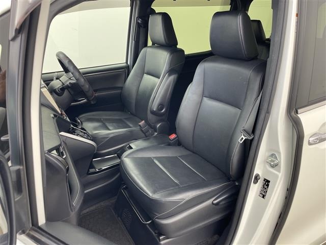 Toyota ESQUIRE 2018 7844822-9