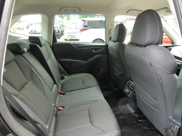Subaru FORESTER 2023 7838689-6
