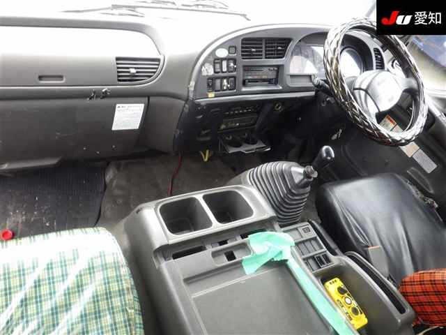 Isuzu FORWARD 2004 7841847-3