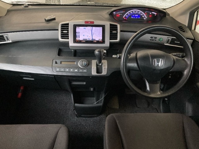 Honda FREED 2011 7832500-3