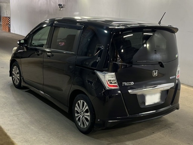 Honda FREED 2012 7832510-1